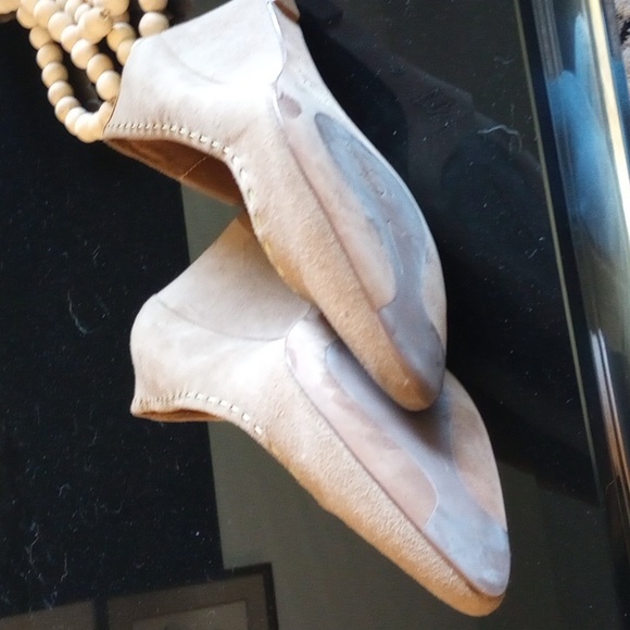 Donald pliner suede wedges size 8 - Picture 2 of 2